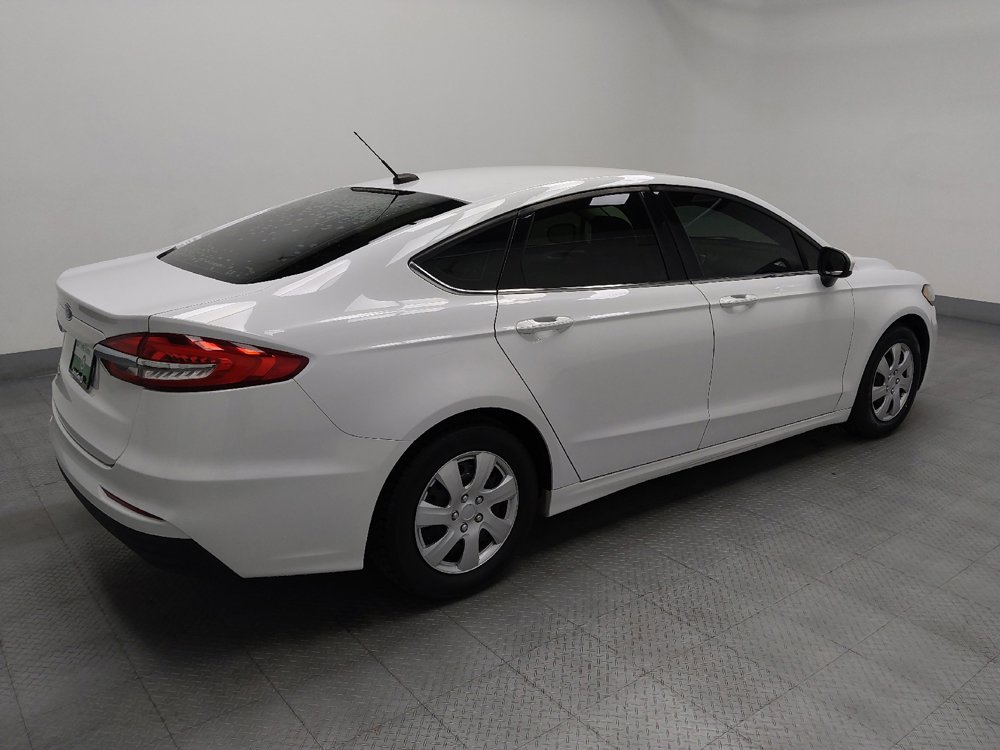 Used 2019 Ford Fusion S FWD image 10