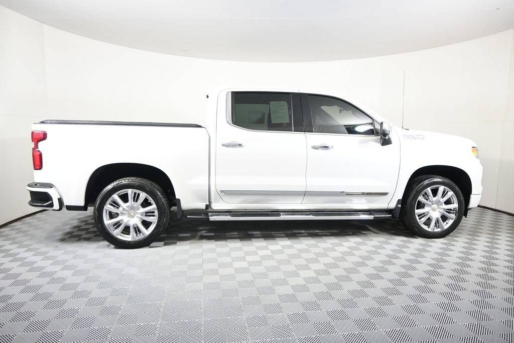 Used 2022 Chevrolet Silverado 1500 High Country w/ High Country Premium Package image 8