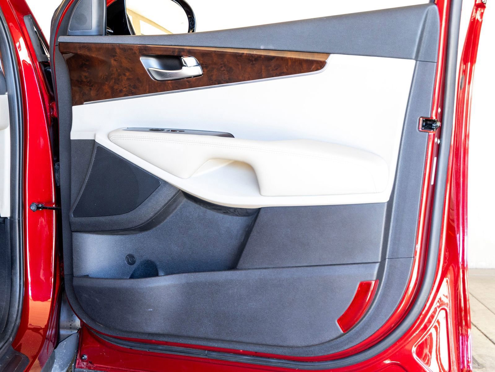 Used 2016 Kia Sorento EX image 25