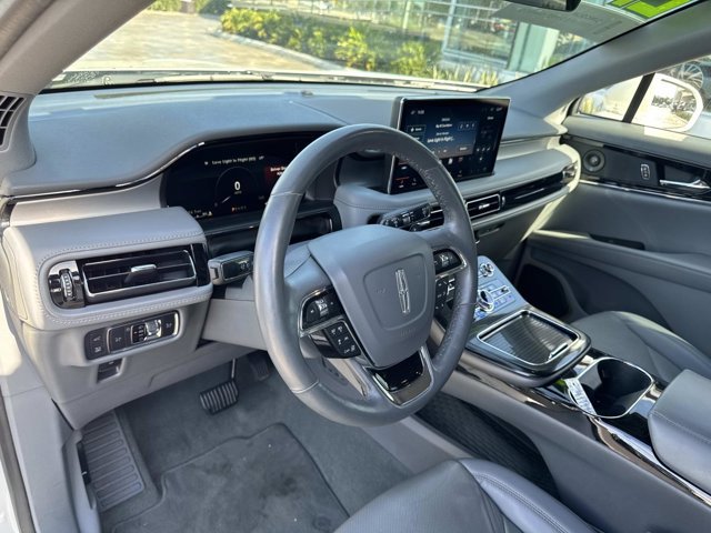 Certified 2021 Lincoln Nautilus Reserve w/ Equipment Group 201A image 17