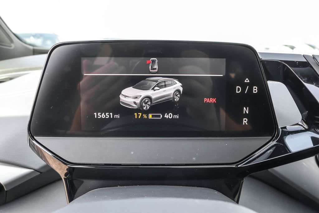 Used 2023 Volkswagen ID.4 Pro S Plus image 22
