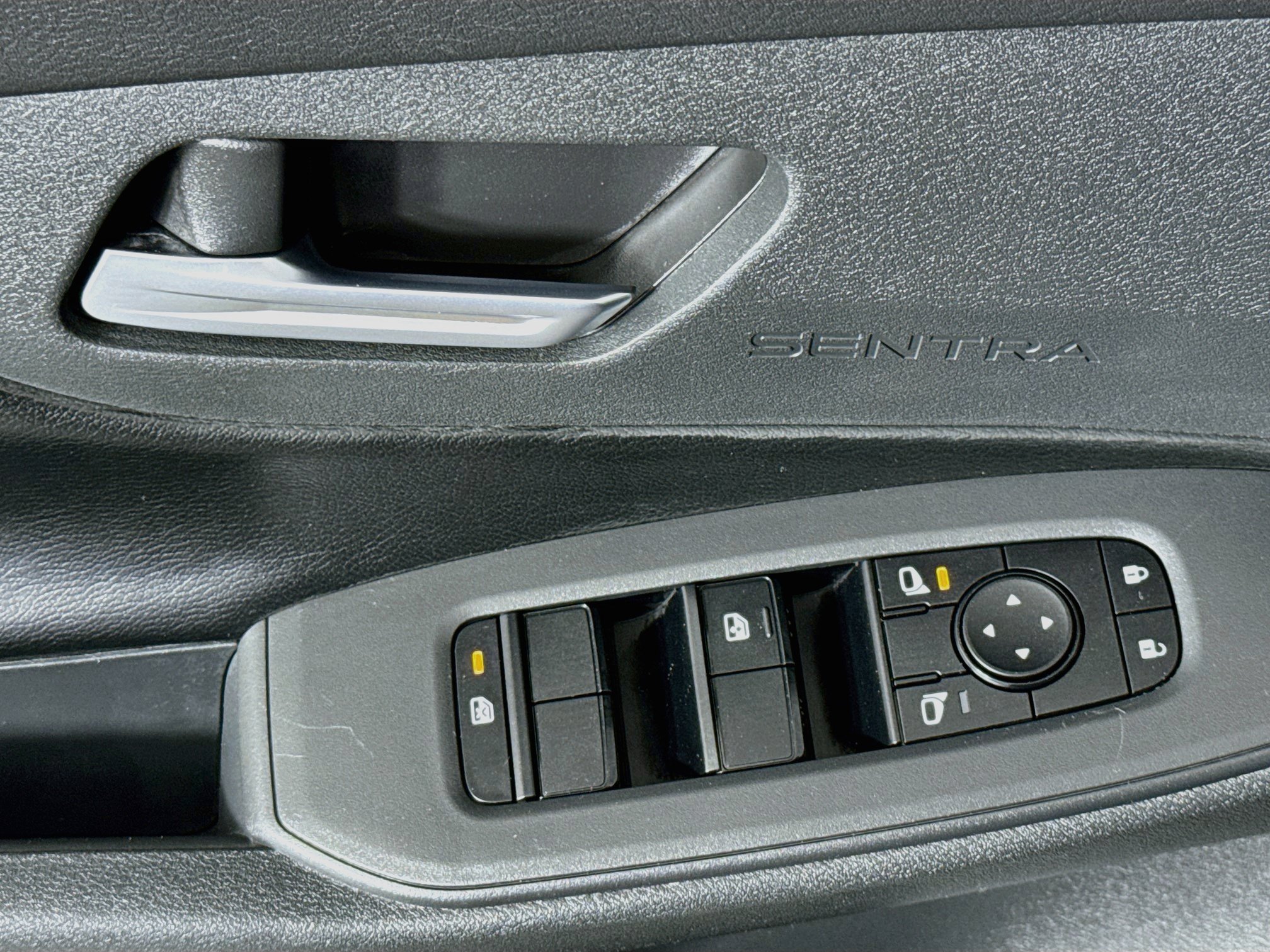 Used 2026 Nissan Sentra SV w/ SV Convenience Package FWD image 40