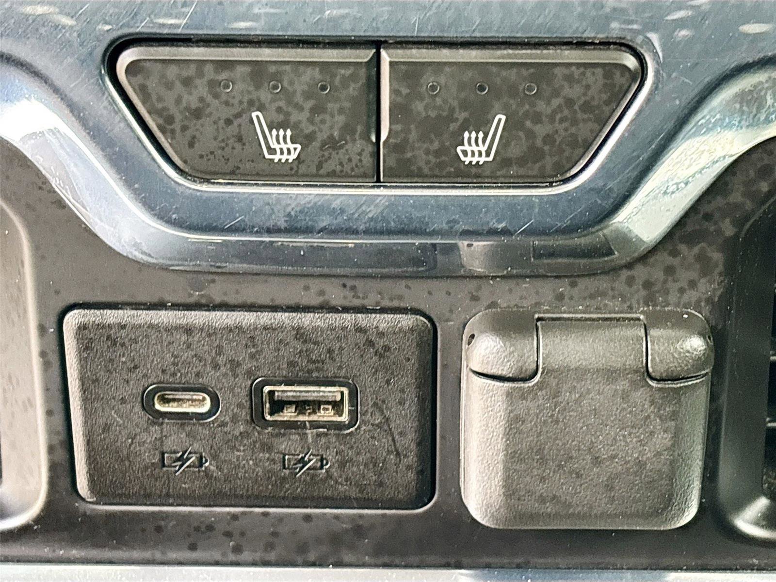 Used 2023 Chevrolet Silverado 2500 LTZ w/ LTZ Convenience Package image 25