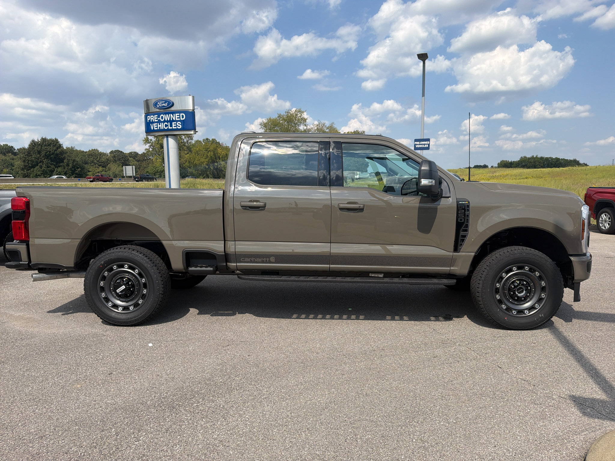 New 2027 Ford F250 XLT w/ XLT Premium Package AWD/4WD image 4