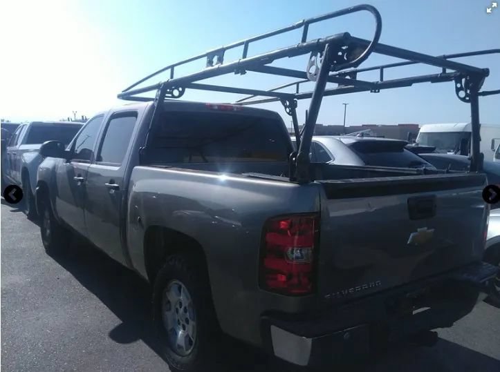 Used 2013 Chevrolet Silverado 1500 LT w/ Convenience Package AWD/4WD image 2