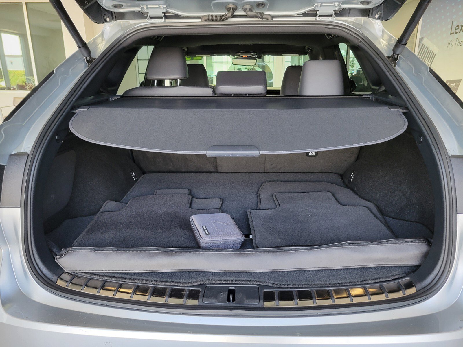 Certified 2023 Lexus RX 350 w/ Cold Area Package AWD/4WD image 15