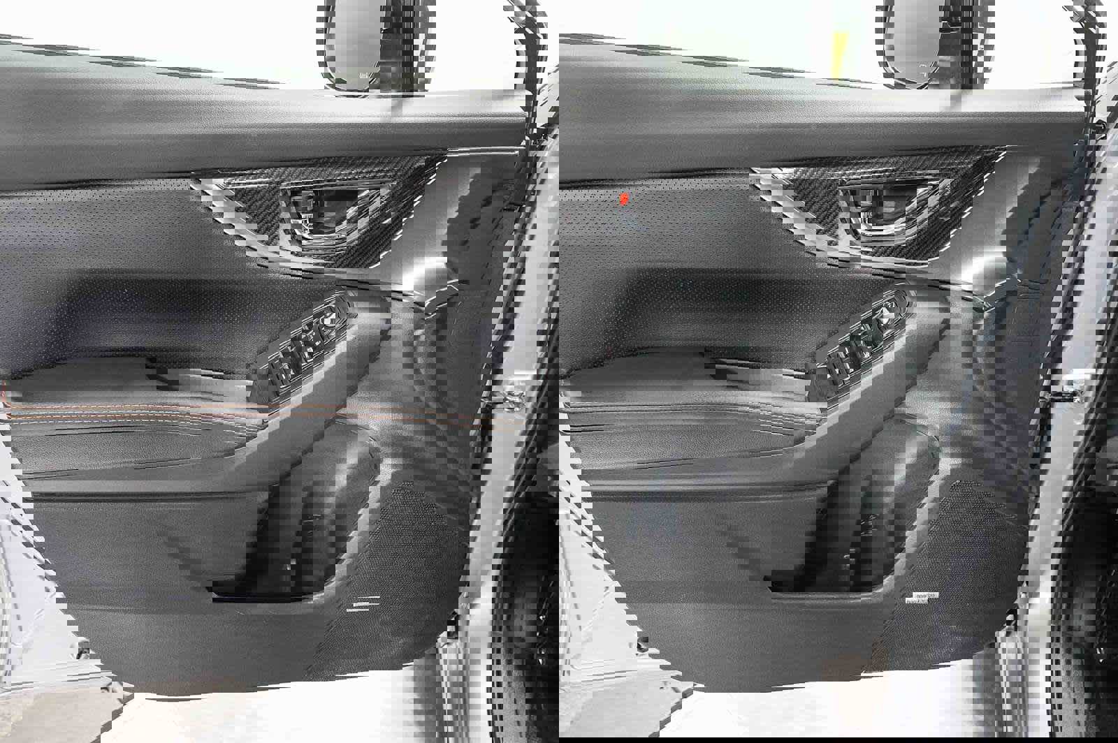 Used 2020 Subaru Crosstrek 2.0i Limited w/ Moonroof Package w/Navigation image 25