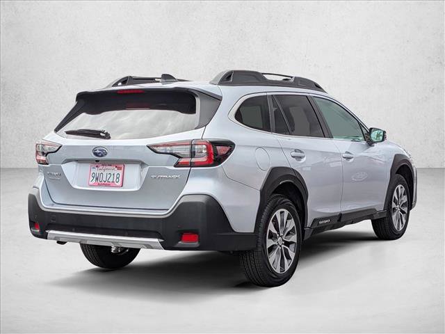Used 2025 Subaru Outback Limited AWD/4WD image 6