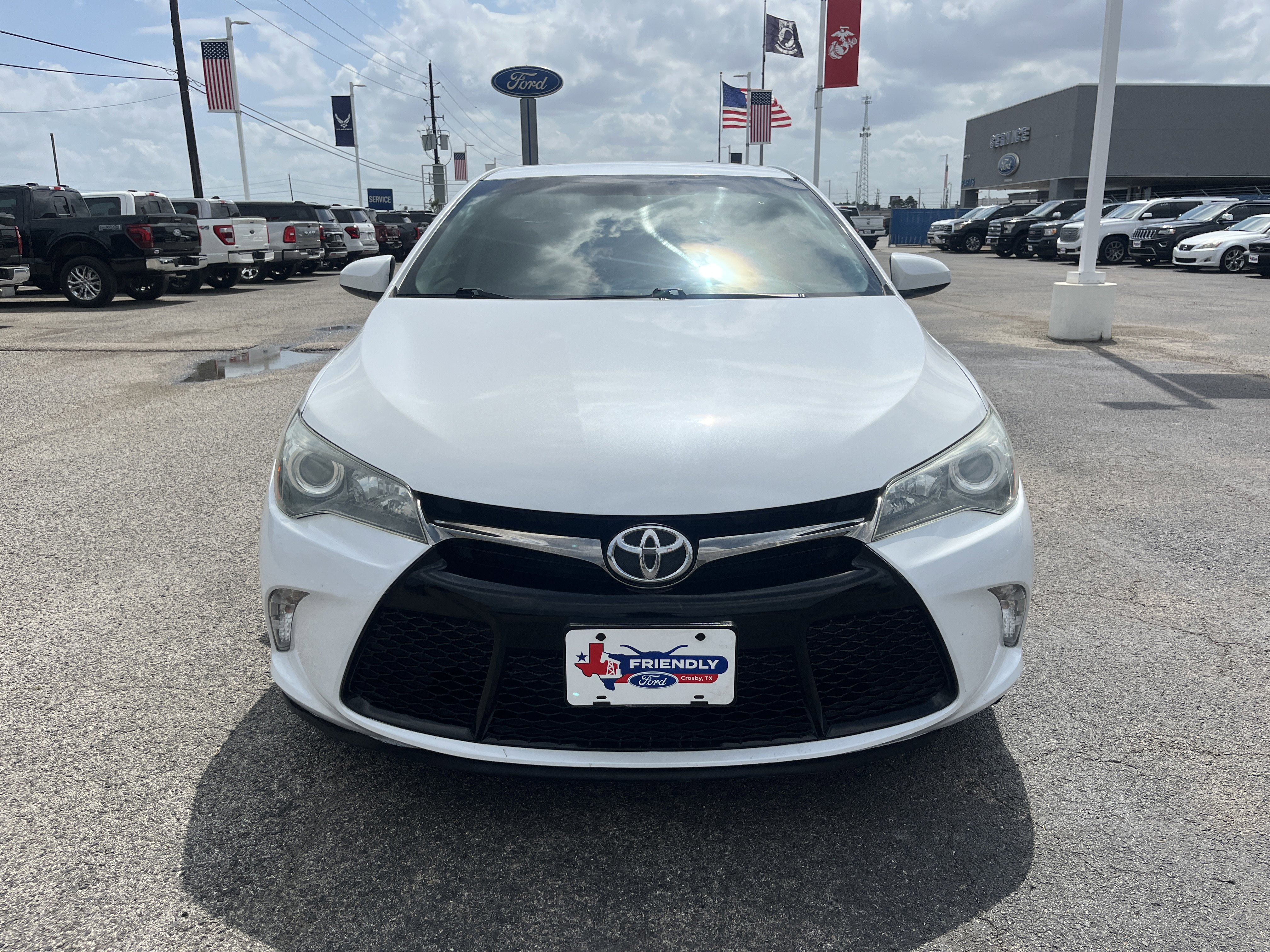 Used 2015 Toyota Camry XLE image 7