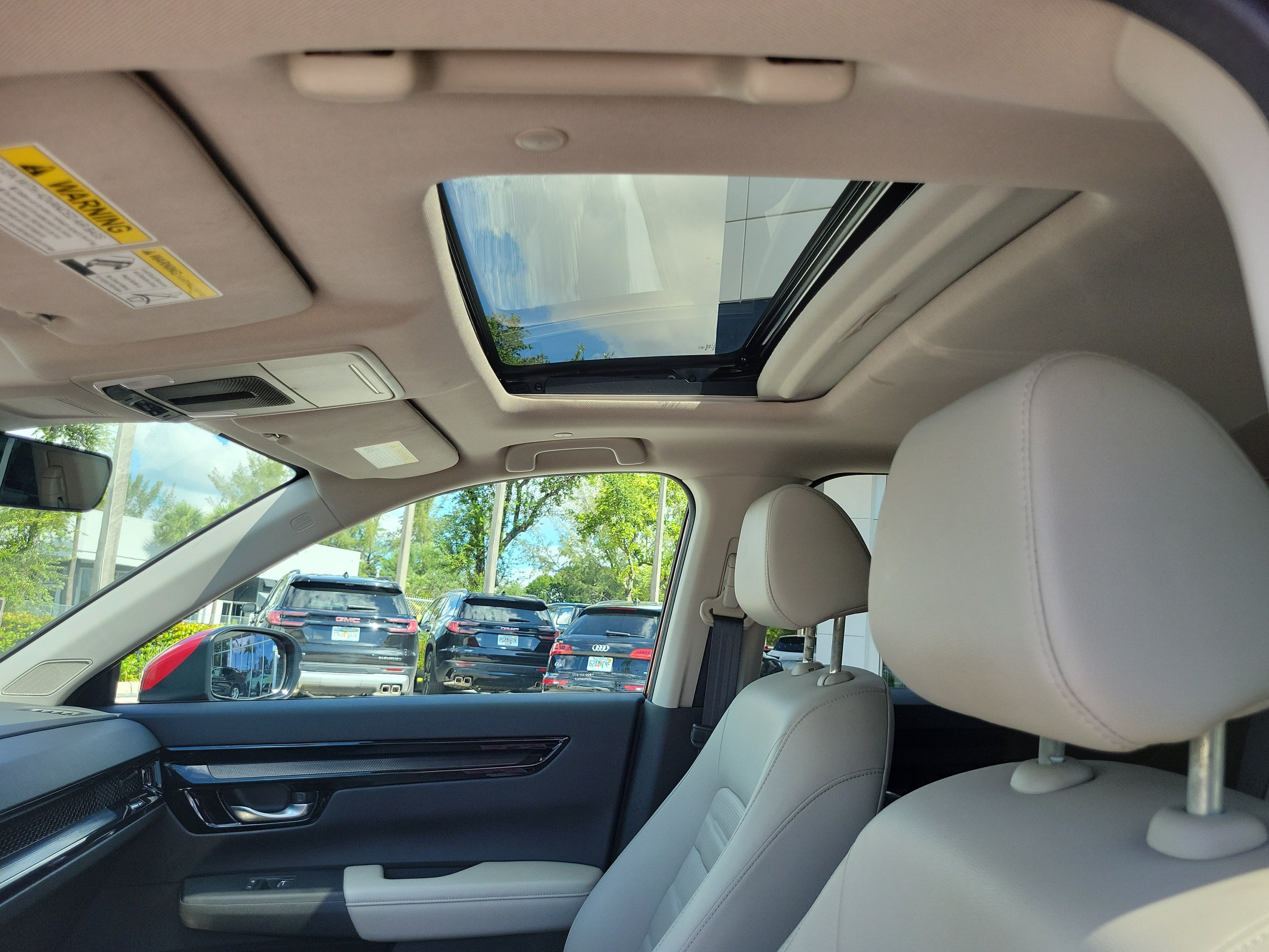Used 2024 Honda CR-V EX-L image 11