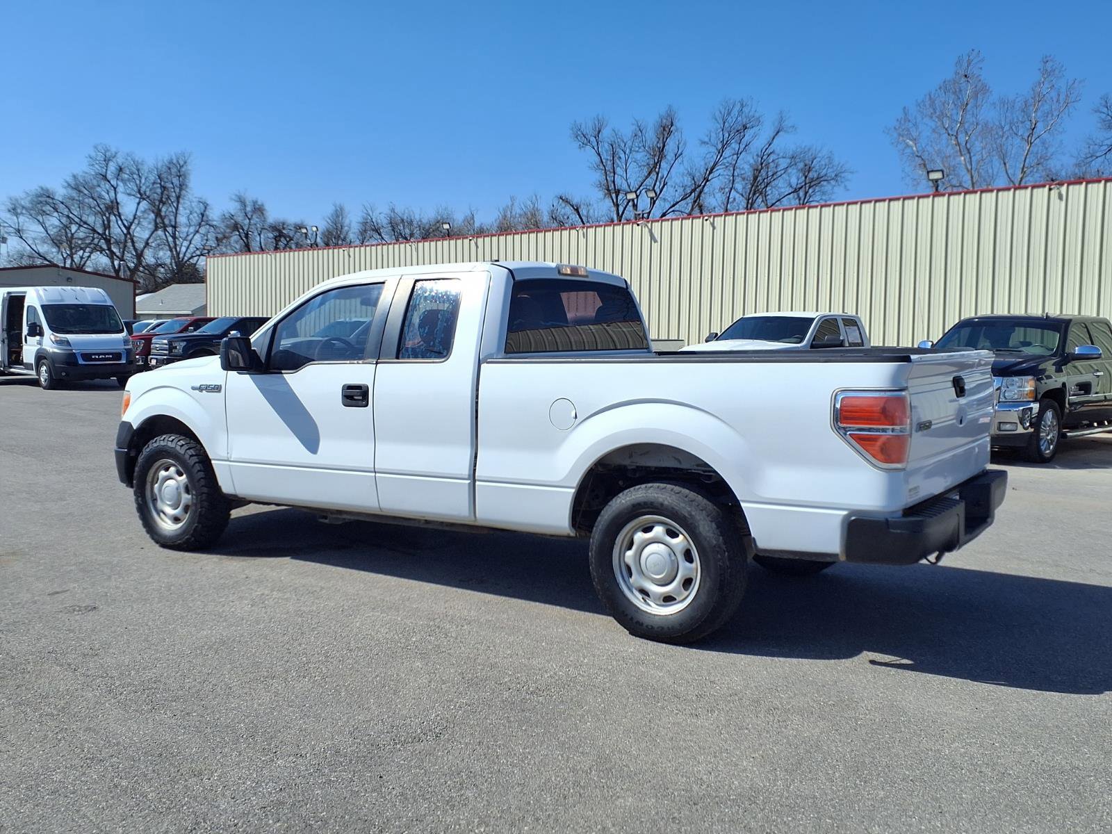 Used 2010 Ford F150 XL RWD image 3