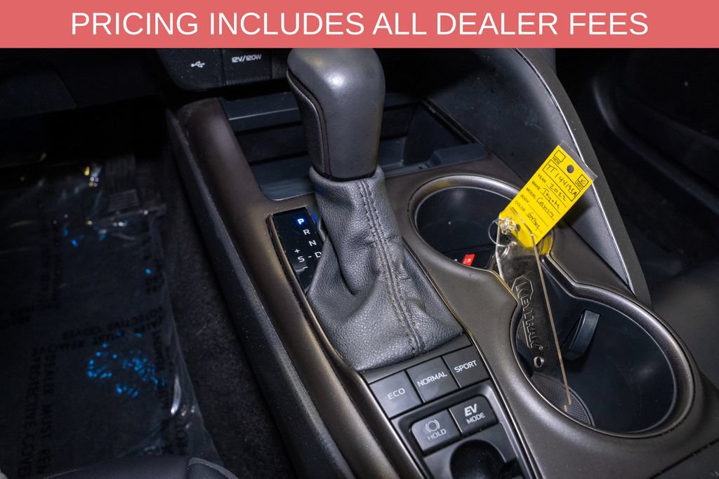 Certified 2022 Toyota Camry XSE FWD image 15