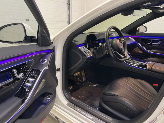 Used 2022 Mercedes-Benz S 500 4MATIC w/ AMG Line Package image 15