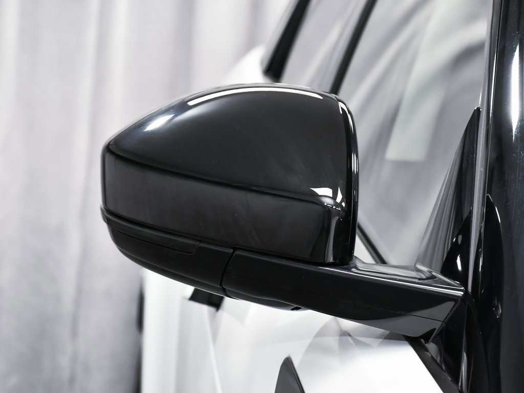 Used 2022 Land Rover Range Rover Evoque SE image 69