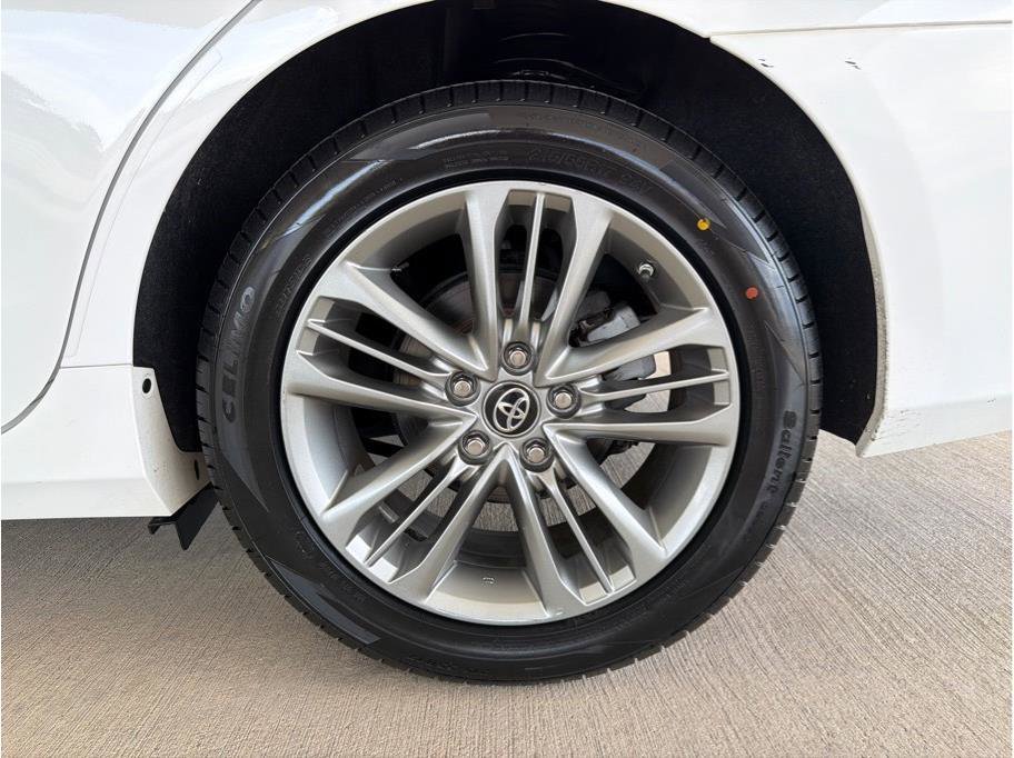 Used 2016 Toyota Camry SE FWD image 26