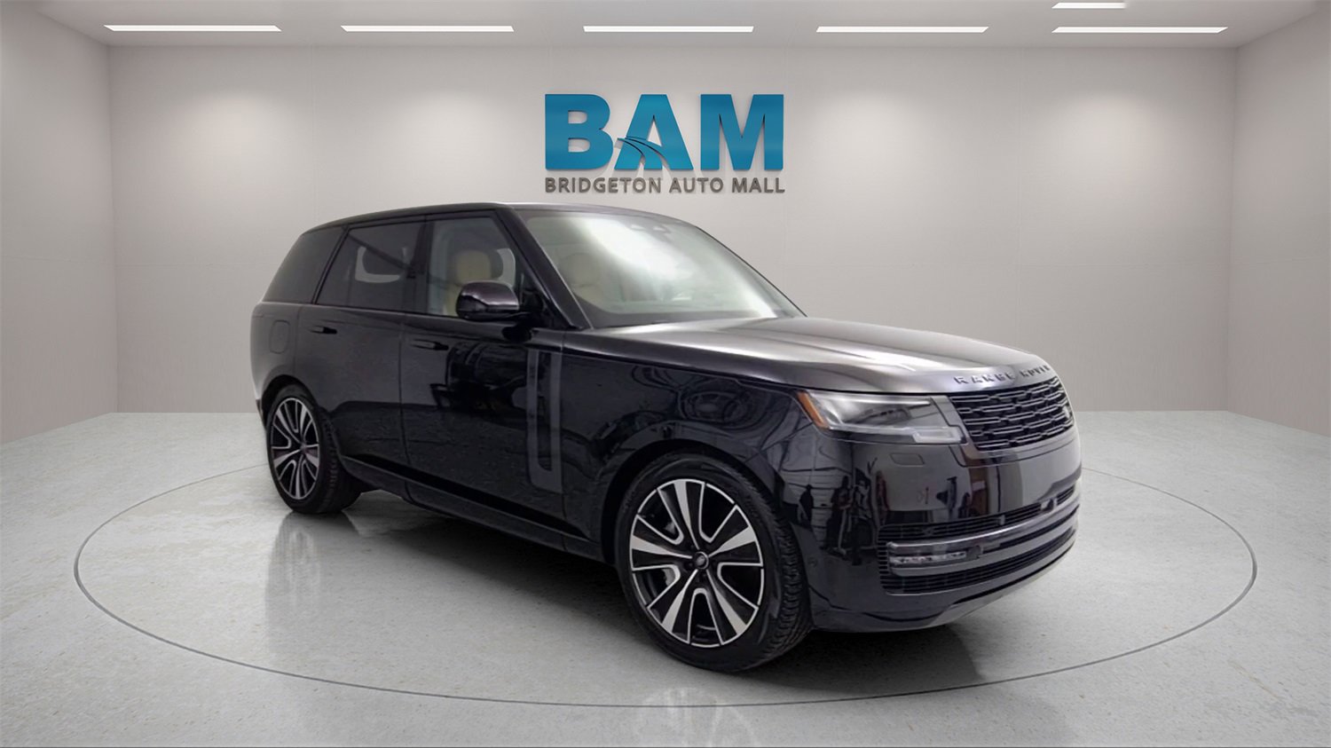 Used 2025 Land Rover Range Rover SE