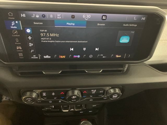 New 2026 Jeep Gladiator Sport AWD/4WD image 14