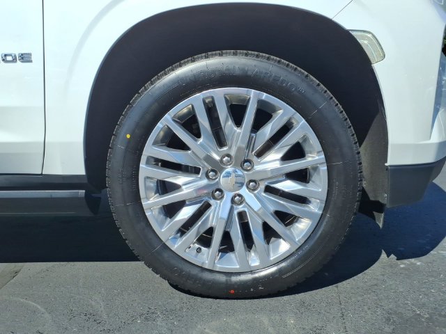 Used 2023 Chevrolet Tahoe High Country AWD/4WD image 9