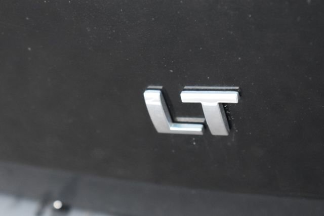 Used 2020 Chevrolet Traverse LT image 12