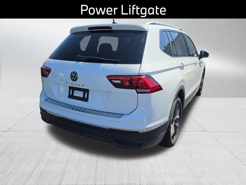 Used 2023 Volkswagen Tiguan SE FWD image 7