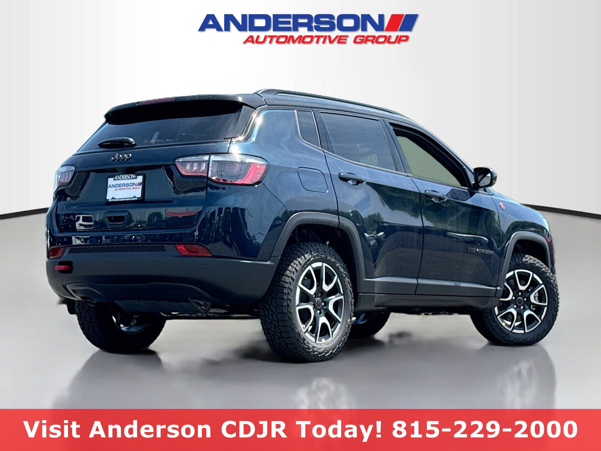 New 2026 Jeep Compass Trailhawk w/ Sun, Sound & Navigation Group AWD/4WD image 2