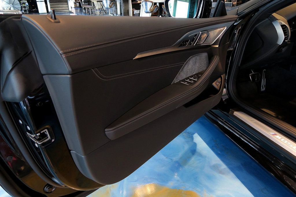 Used 2022 BMW M850i xDrive M850i xDrive Convertible image 12