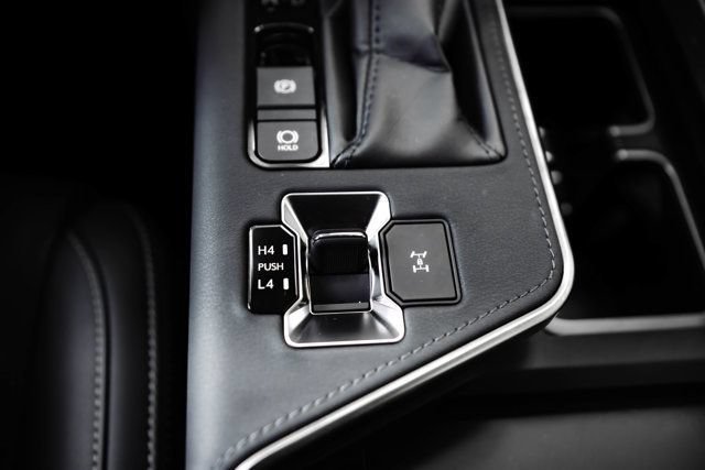 Used 2024 Lexus GX 550 w/ Cold Area Package AWD/4WD image 35