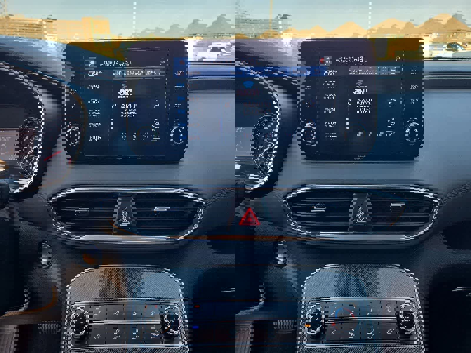 Used 2022 Hyundai Santa Fe SEL AWD/4WD image 25