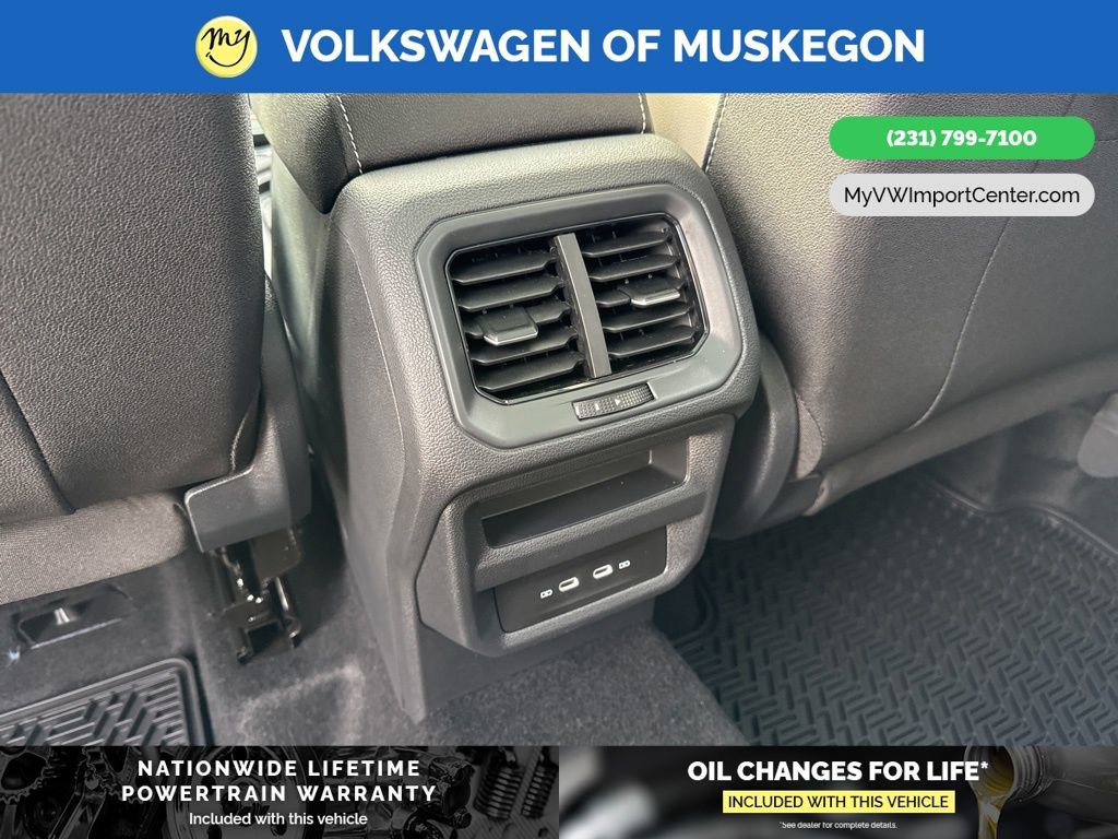 New 2026 Volkswagen Taos SE image 26