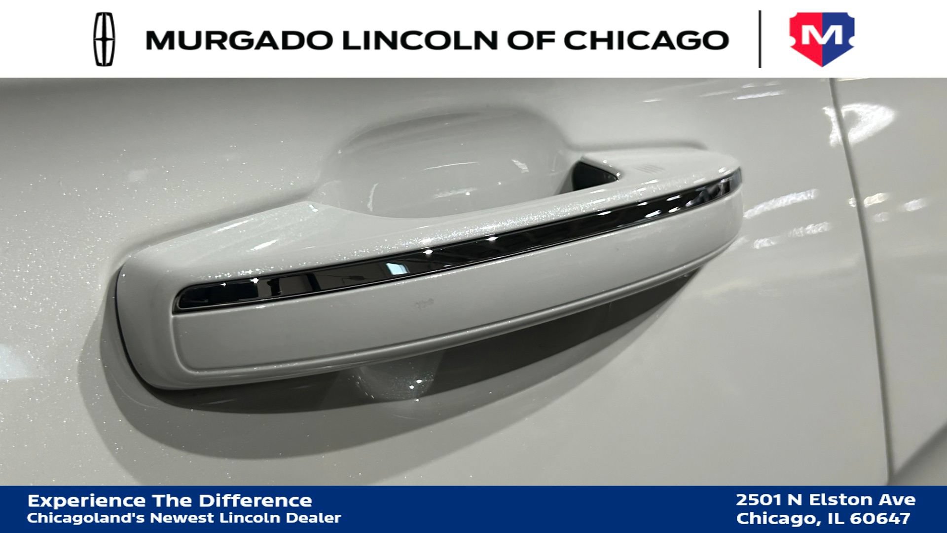 Certified 2024 Lincoln Navigator Reserve AWD/4WD image 17