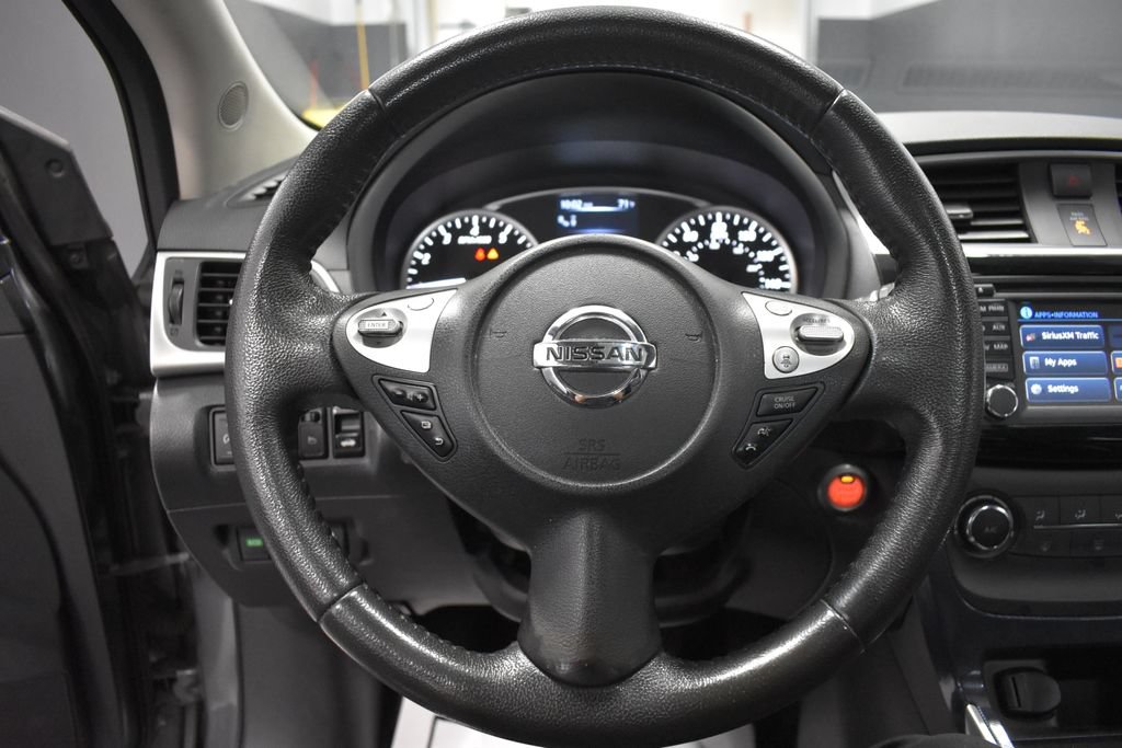 Used 2017 Nissan Sentra SR w/ SR Premium Technology Package FWD image 27