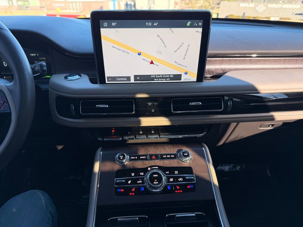 Used 2023 Lincoln Aviator Grand Touring w/ Equipment Group 301A image 18