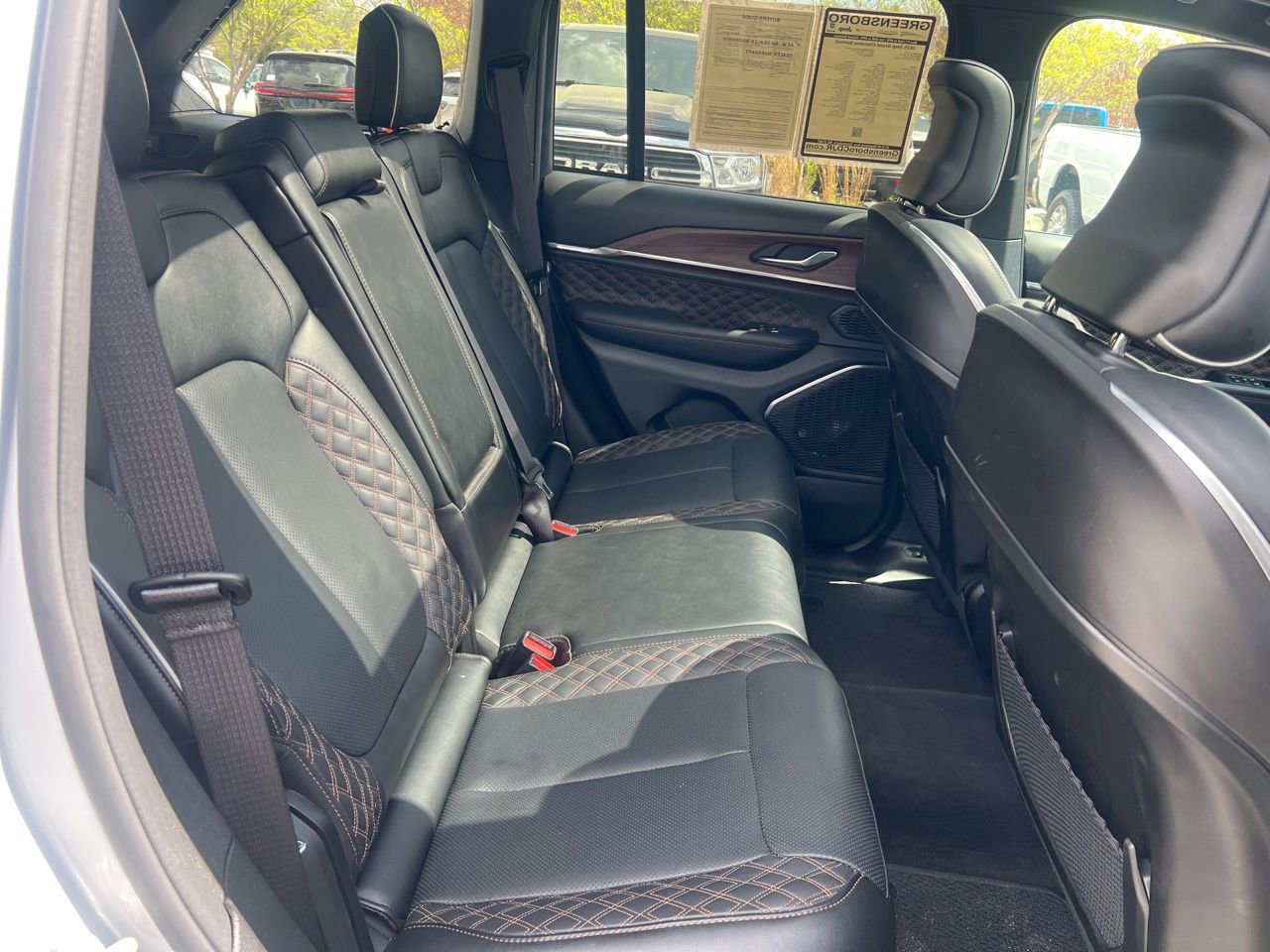 Used 2025 Jeep Grand Cherokee Summit image 21