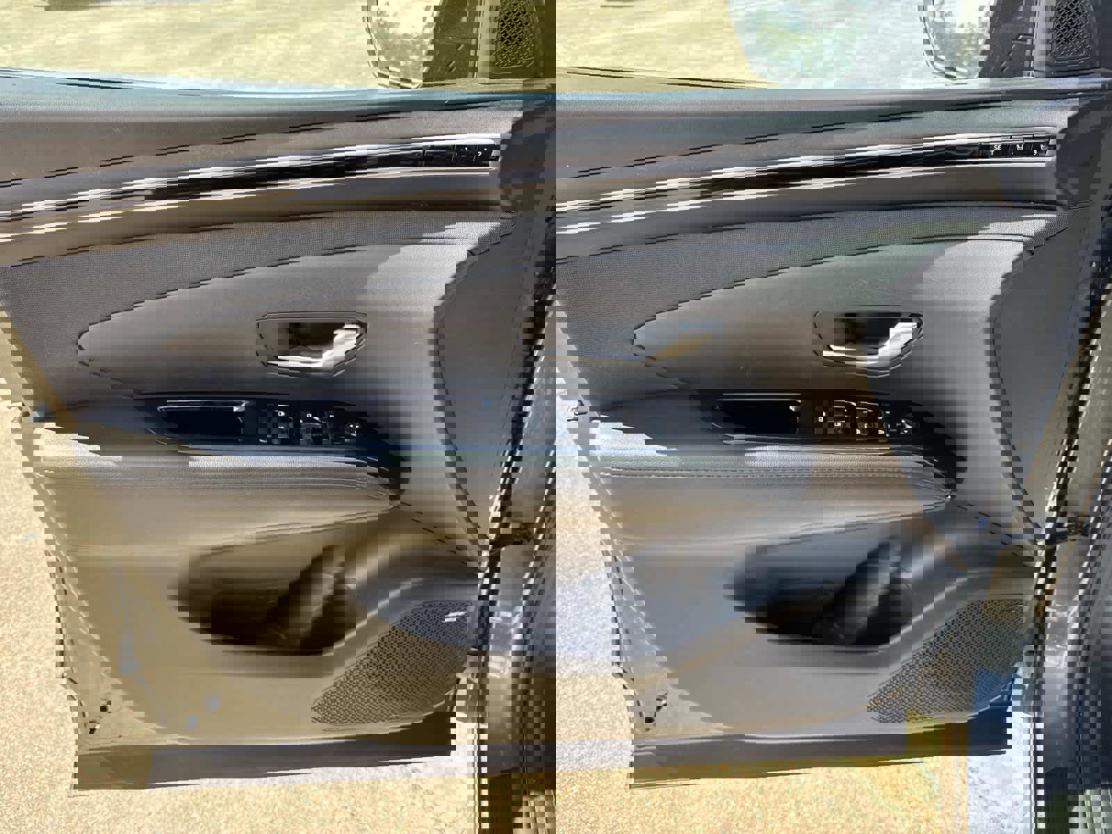 Used 2023 Hyundai Tucson Limited image 35