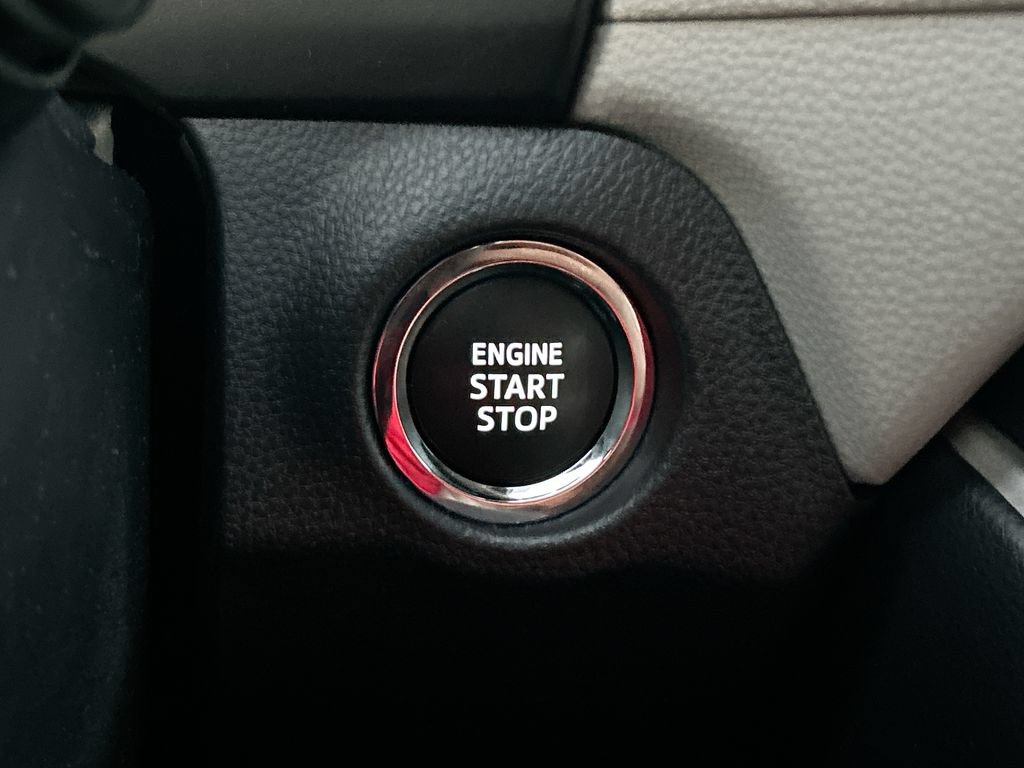 Certified 2025 Toyota RAV4 XLE w/ Convenience Package FWD image 19