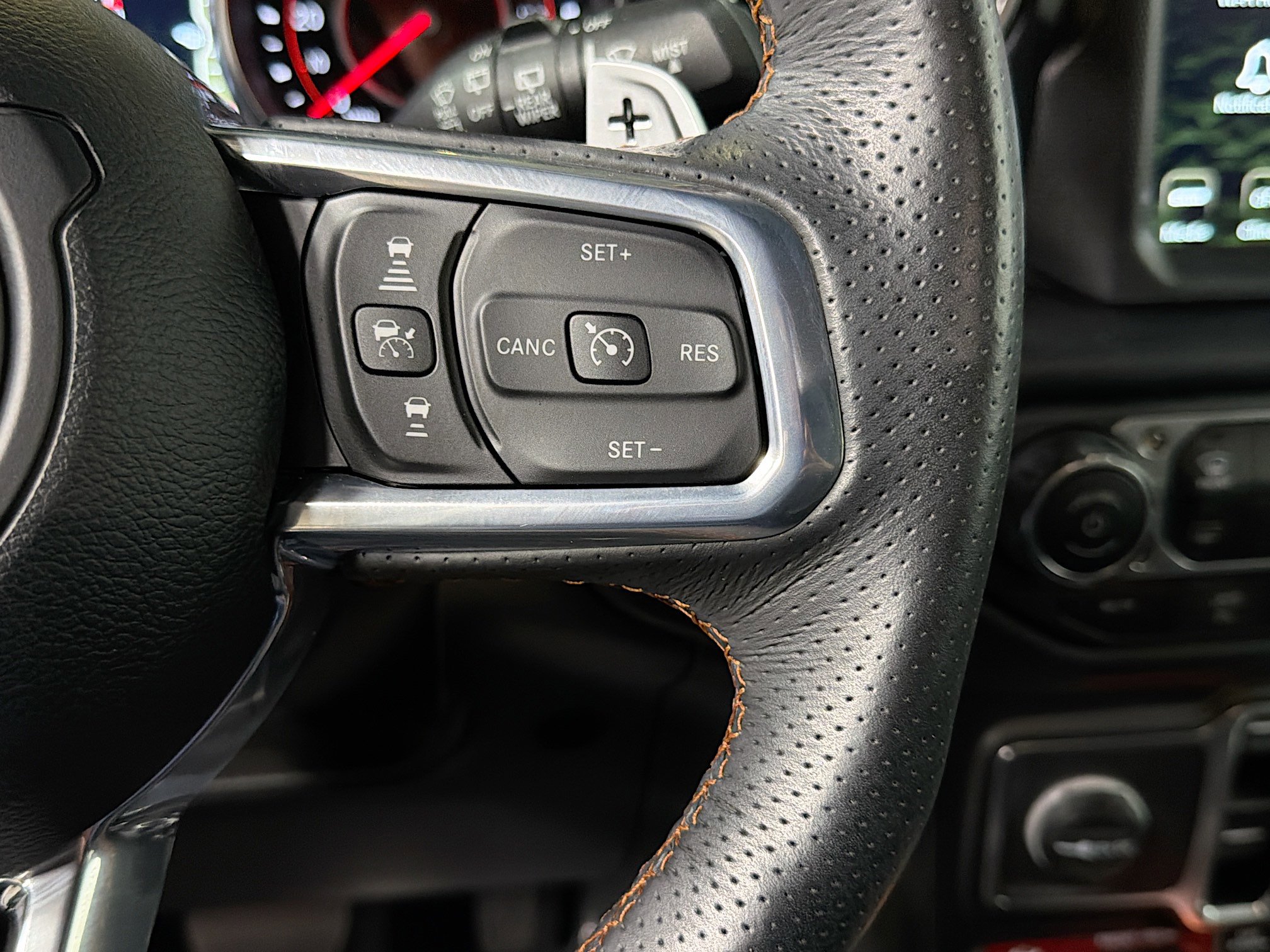 Used 2022 Jeep Wrangler Unlimited Rubicon w/ Trailer Tow Package image 36