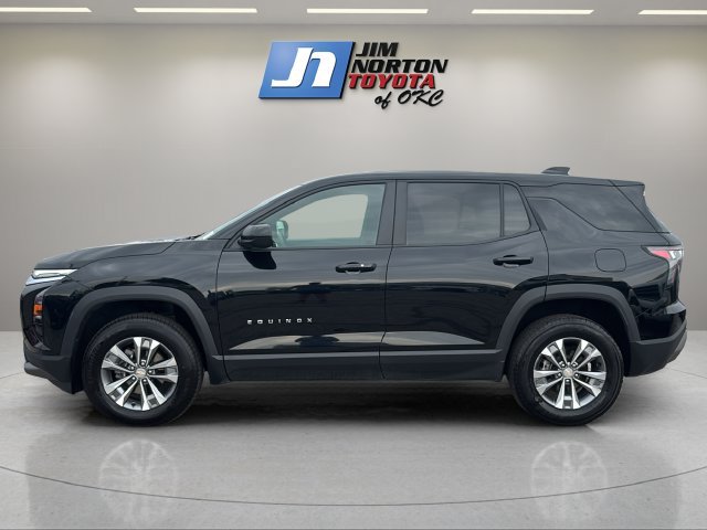 Used 2025 Chevrolet Equinox LT FWD image 8