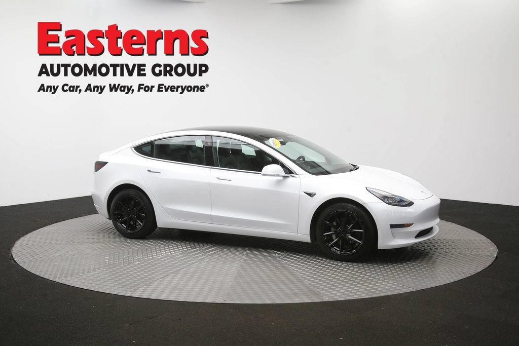 Used 2019 Tesla Model 3 Standard Range Plus RWD image 45