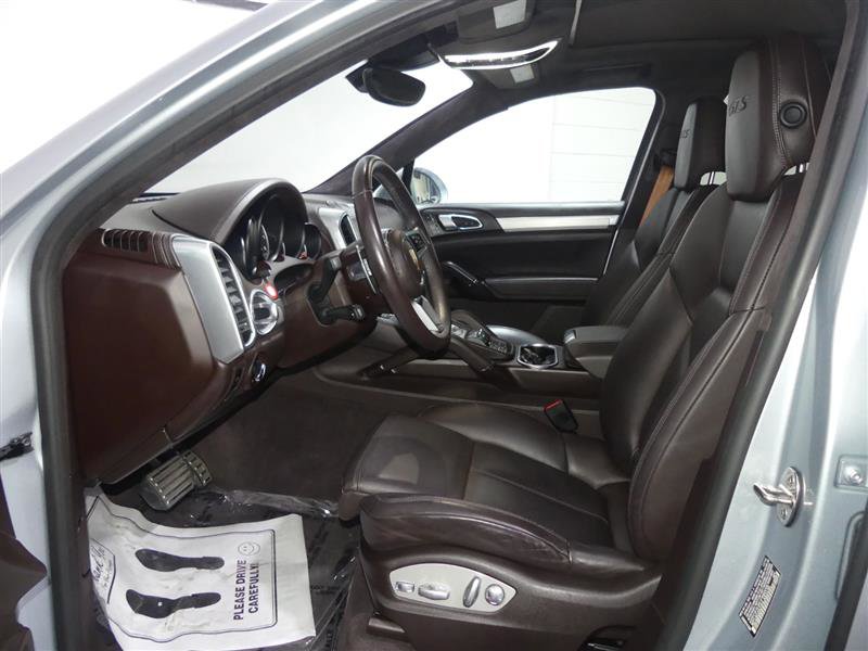 Used 2017 Porsche Cayenne GTS AWD/4WD image 22