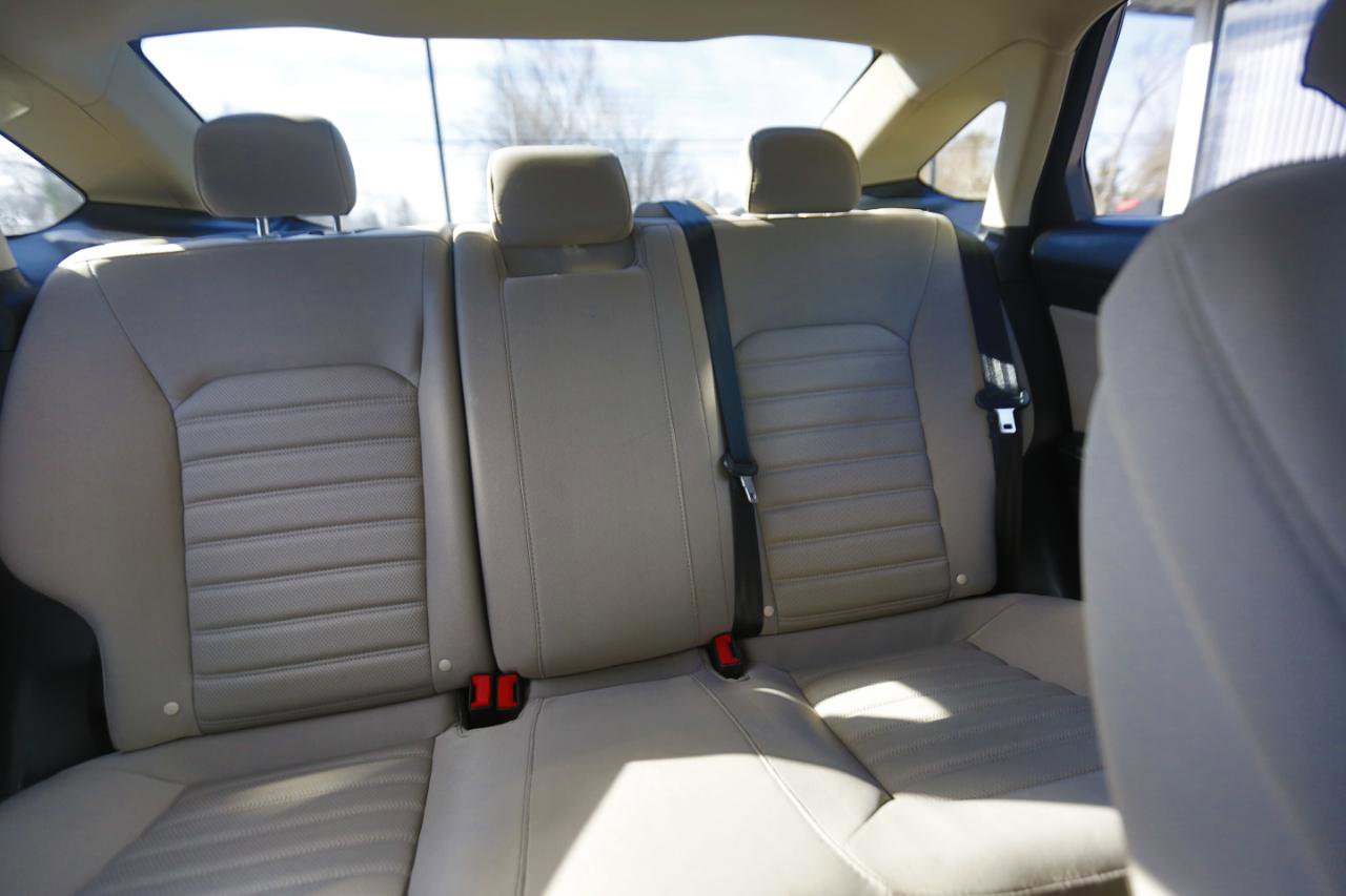 Used 2018 Ford Fusion S image 12