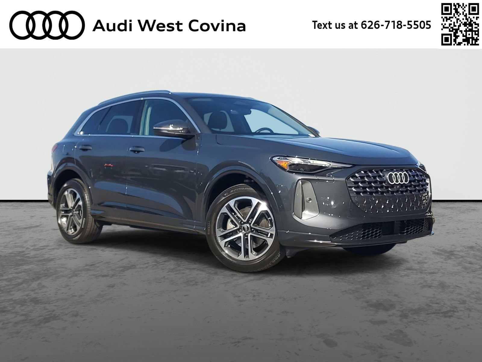 Used 2025 Audi Q5 Premium w/ Convenience Package image 1