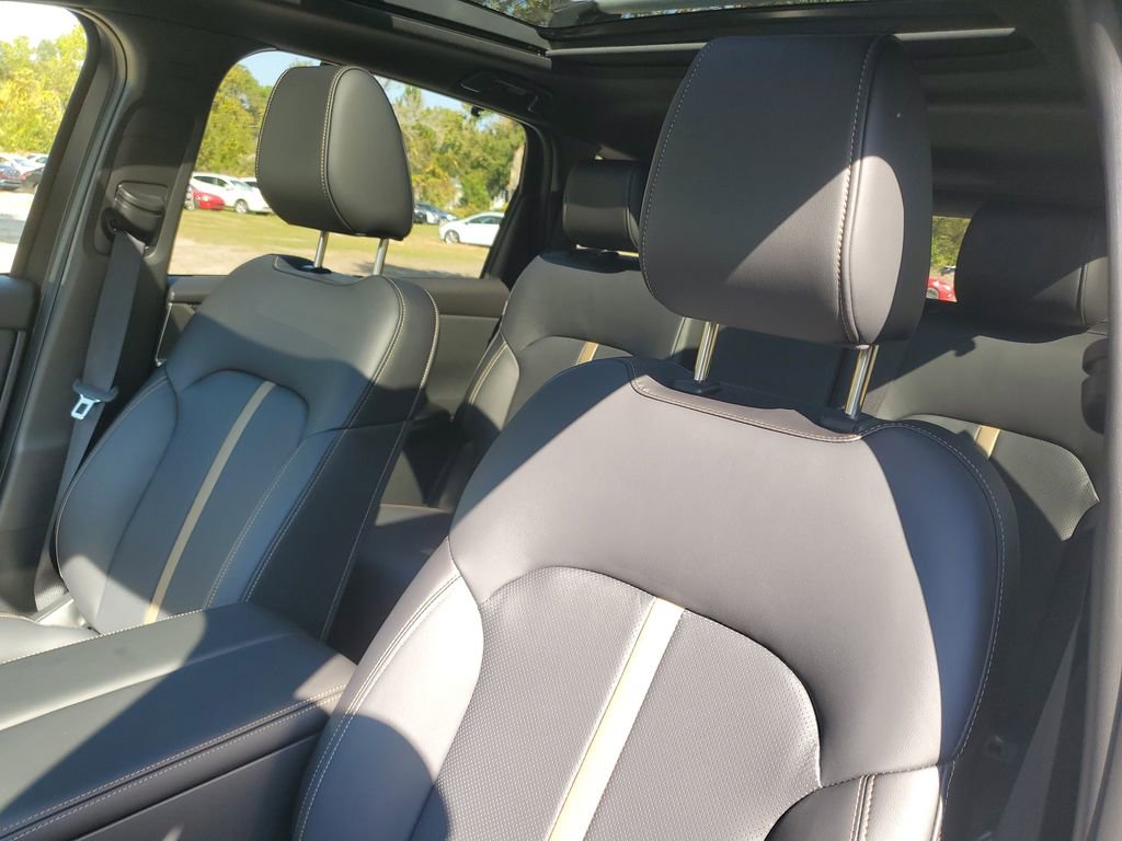 New 2026 MAZDA CX-90 3.3 Turbo w/ Premium Plus Pkg image 17