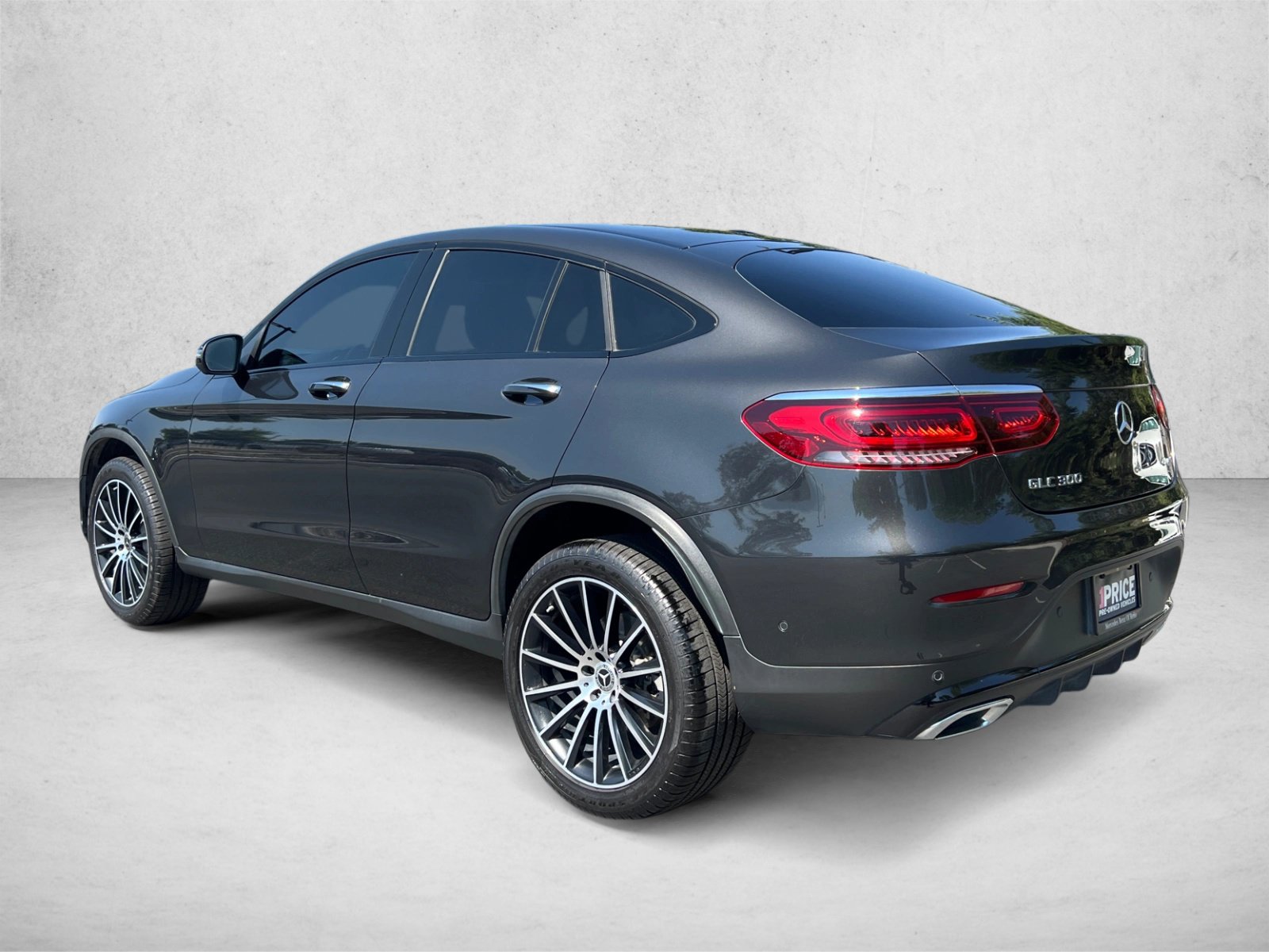 Used 2023 Mercedes-Benz GLC 300 4MATIC Coupe image 7