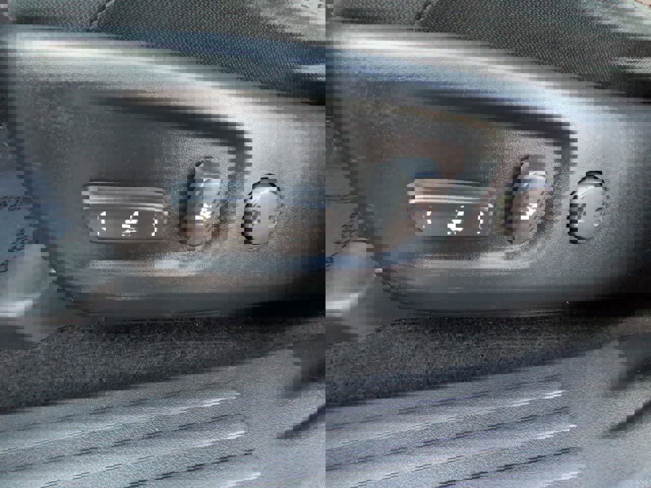 Used 2024 Toyota 4Runner TRD Off-Road image 17