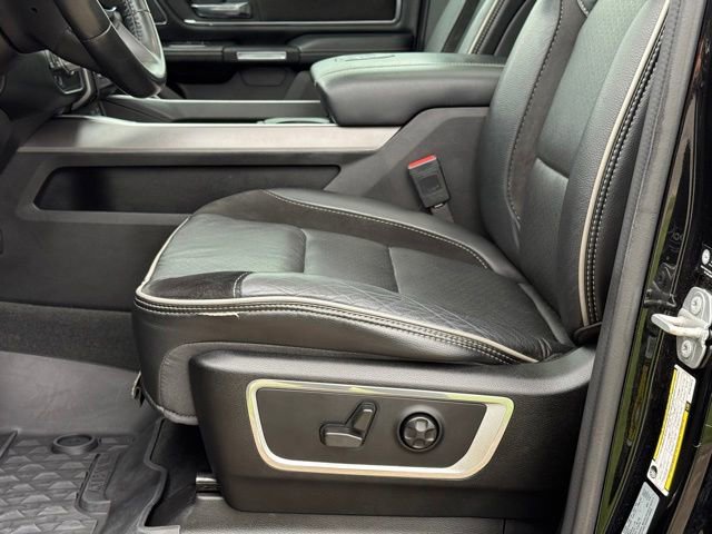 Used 2021 RAM 1500 Laramie AWD/4WD image 13