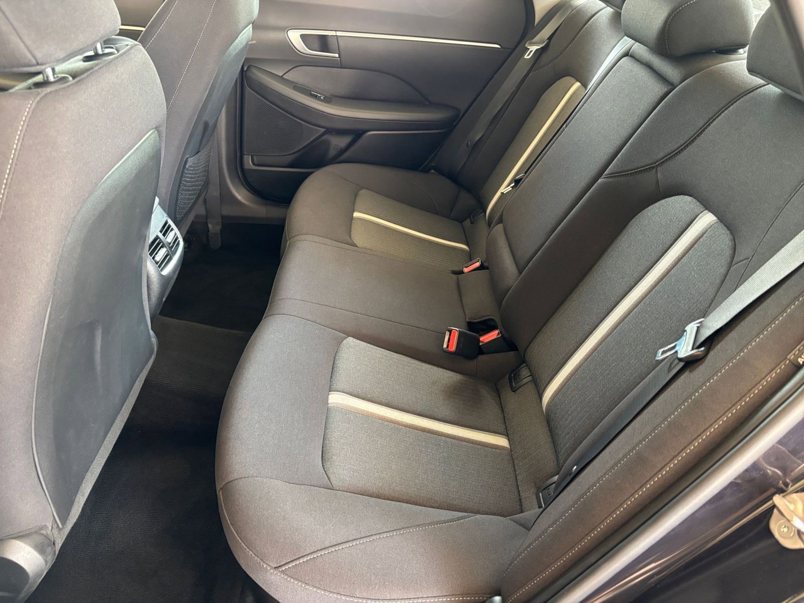 Used 2025 Hyundai Sonata SEL FWD image 27