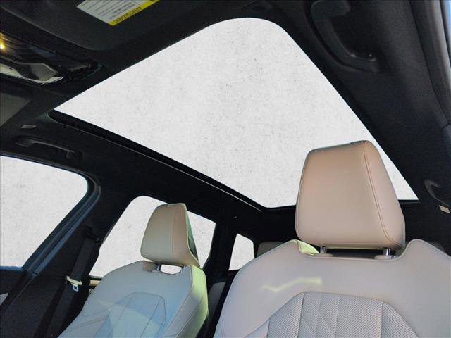 Used 2025 BMW X3 xDrive30i w/ Convenience Package image 16