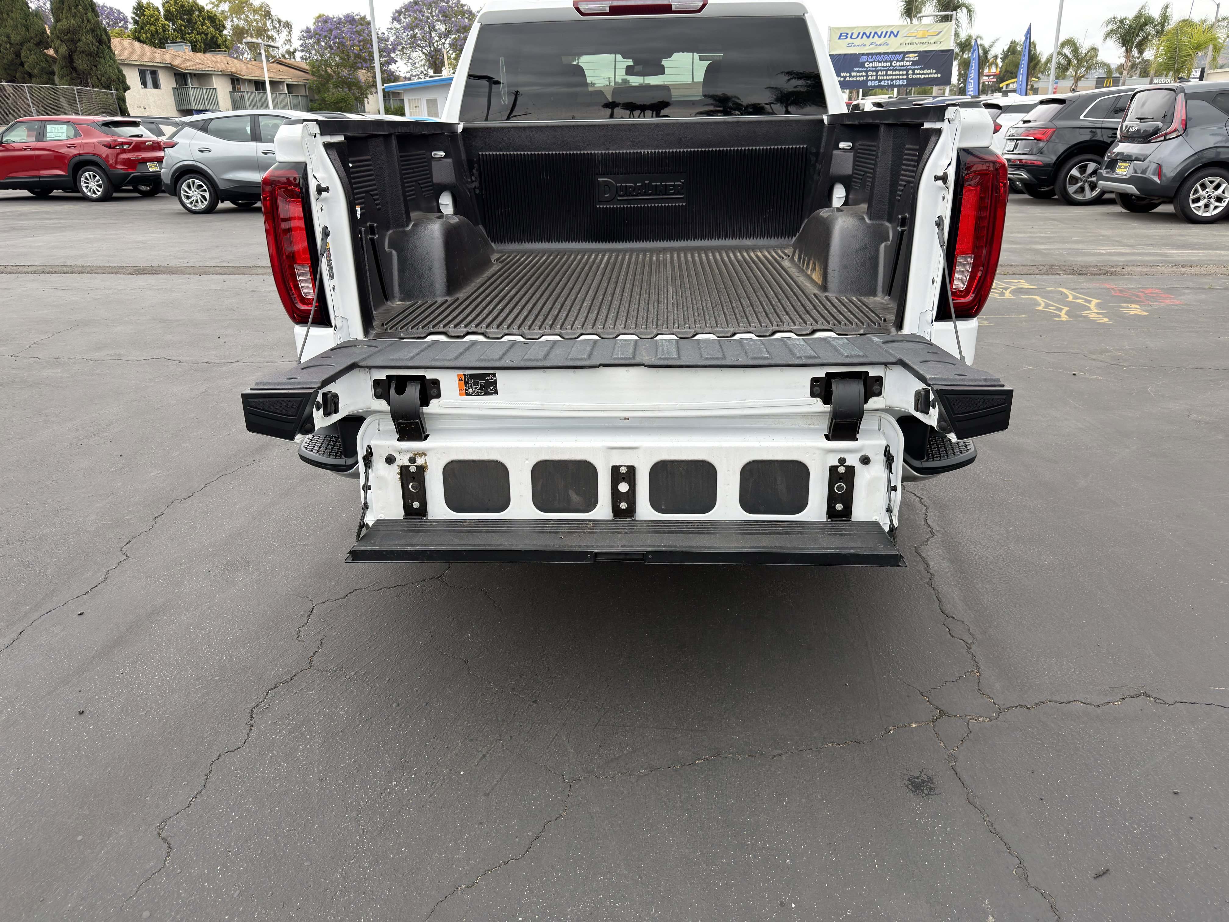 Used 2026 GMC Sierra 1500 SLT RWD image 19