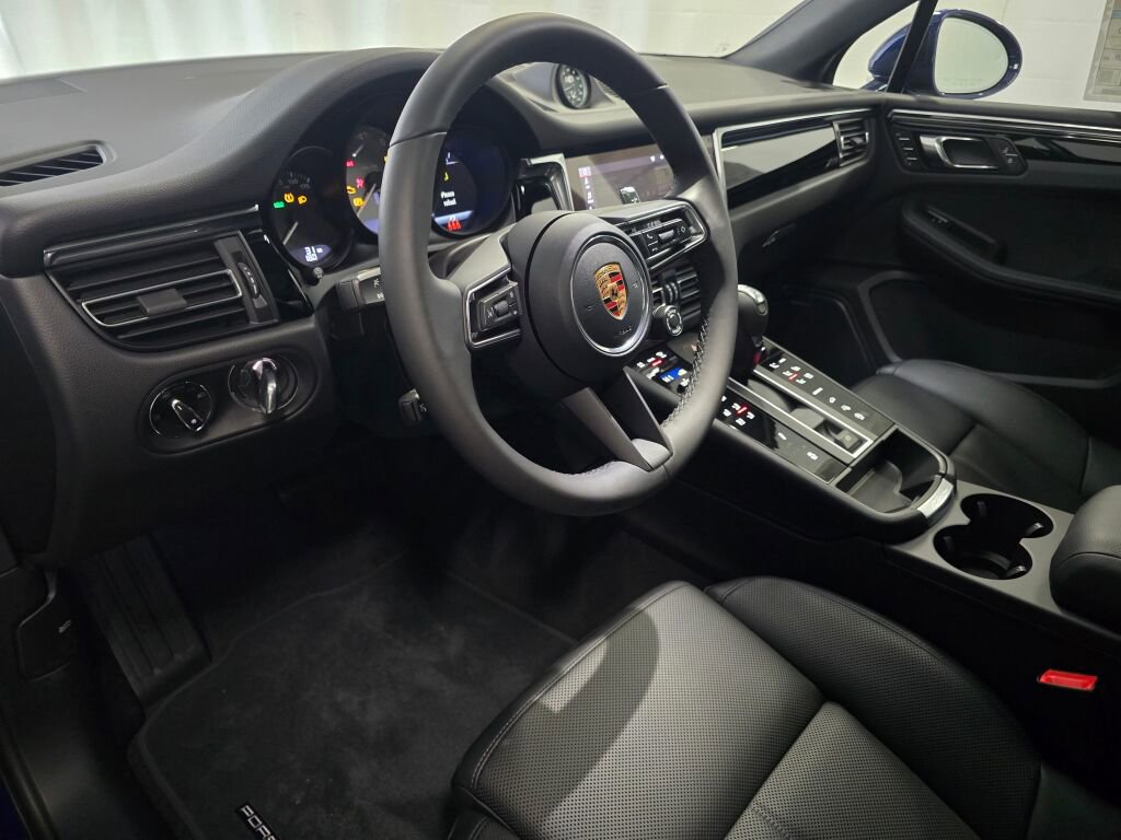 New 2026 Porsche Macan S image 4