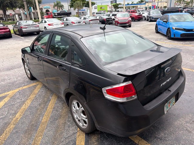 Used 2008 Ford Focus SE FWD image 6